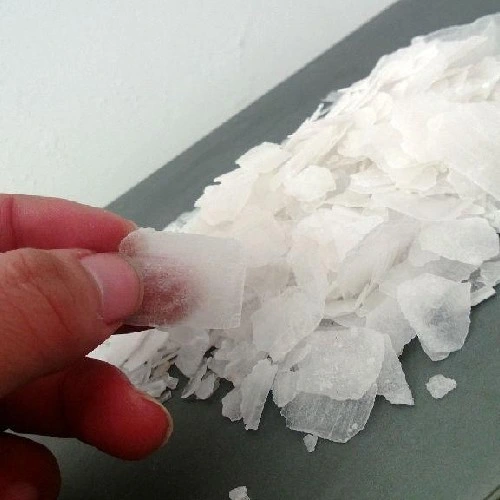 Industrial Grade Alkali Flakes Pearls Caustic Soda with Free Sample