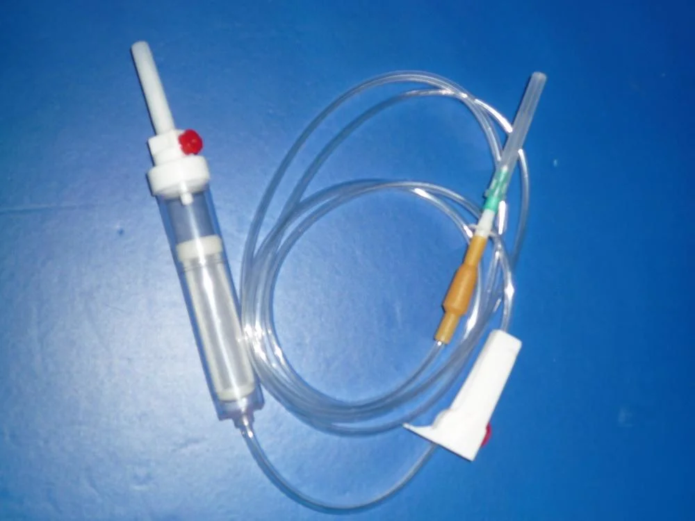 Disposable Sterile Blood Transfusion Infusion Set with Needle