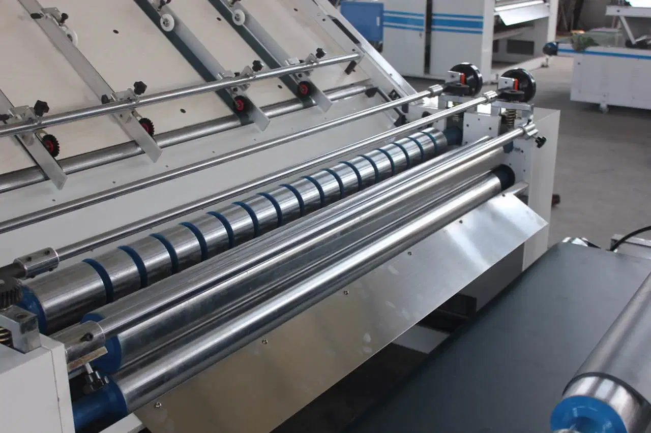 Vacuum Servo Semi-Automatic Flute Laminator with Lifting