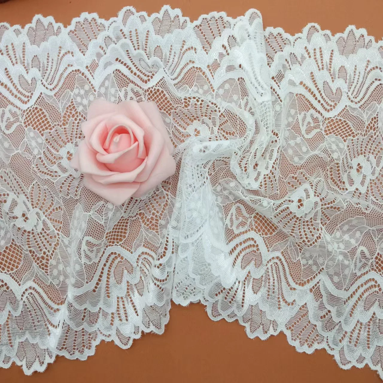 Factory Wholesale/Supplier Cheap Knitting Lace Trim Embroidery for Garment Accessories