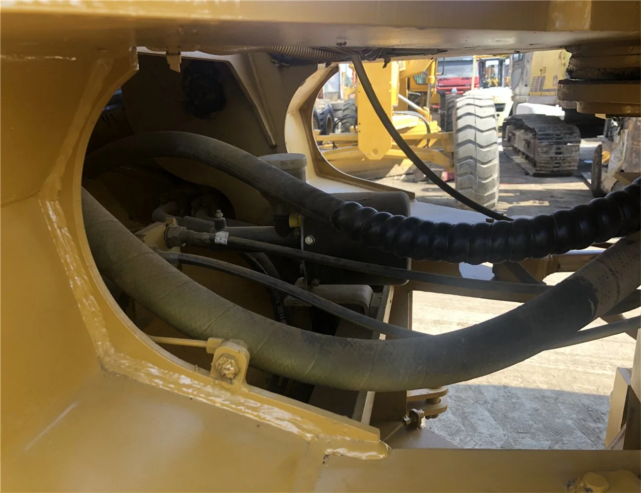 Used 85% Brand New Caterpillar 966g Wheel Loader in Wonderful Working Condition with Reasonable Price. Secondhand Cat Wheel Loader 966c, 966f, 966h on Sale.