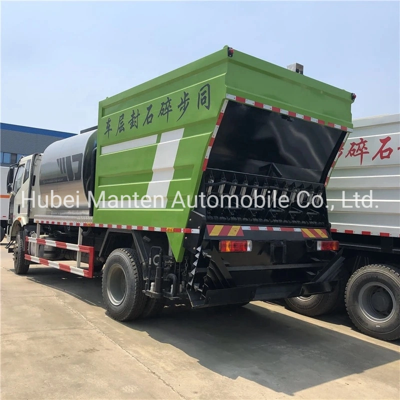 Factory Price 8X4 Intelligent Asphalt Road Tanks Gravel Synchronous Slurry Seal Chip Sealer Truck