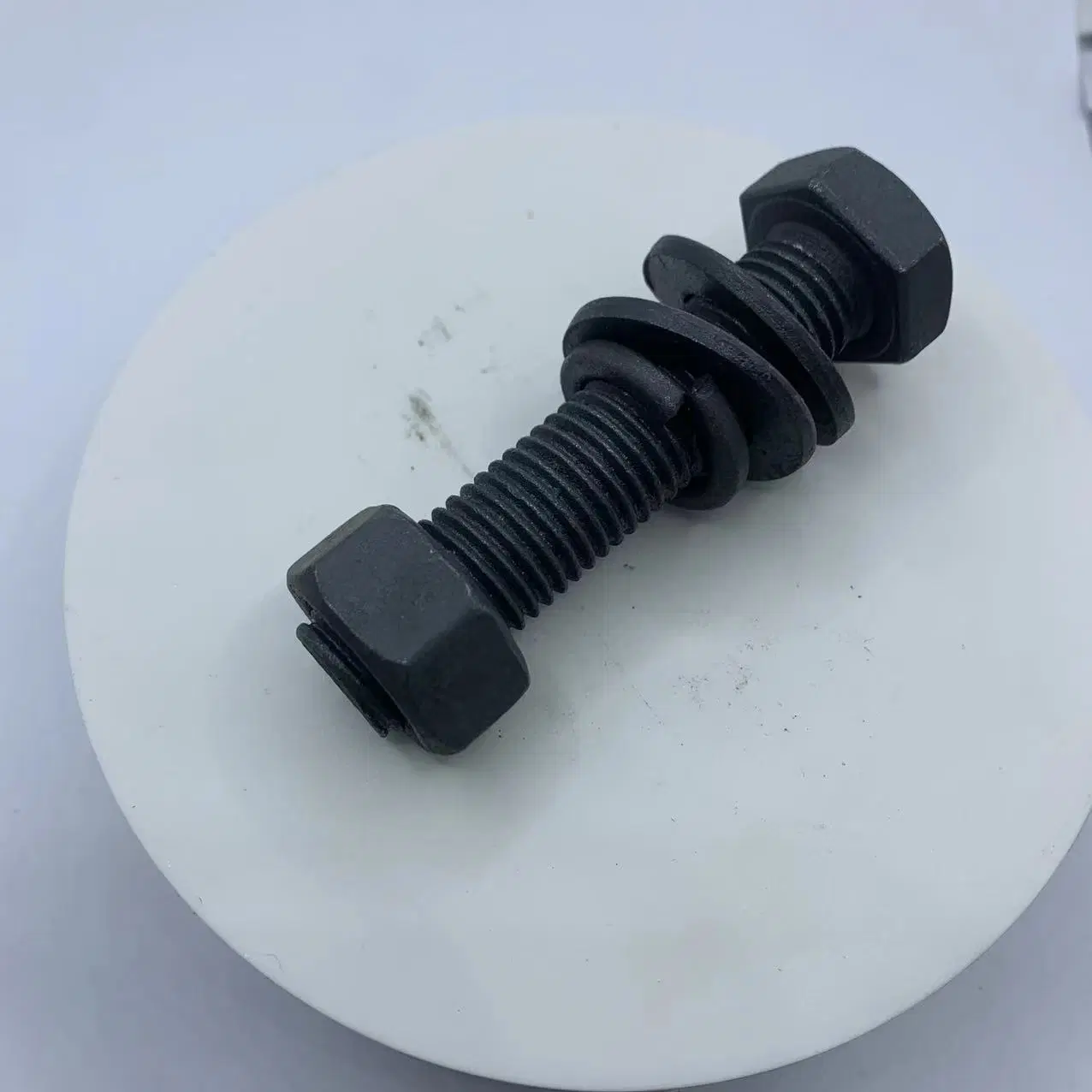 High-Quality DIN M16X30-1000 Hexagon Bolts