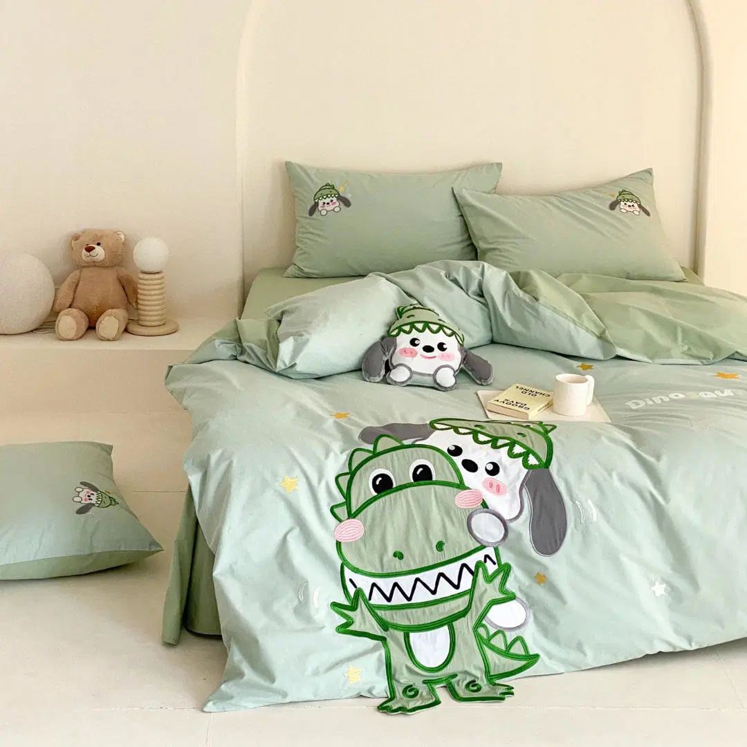 Hellgrün Cartoon Stickerei Bettdecke Bezug 100% Gewaschen Baumwolle König Größe ODM Bettlaken Premium Kinder Heim Textil 4PCS Bettwäsche Lieferant Festlegen