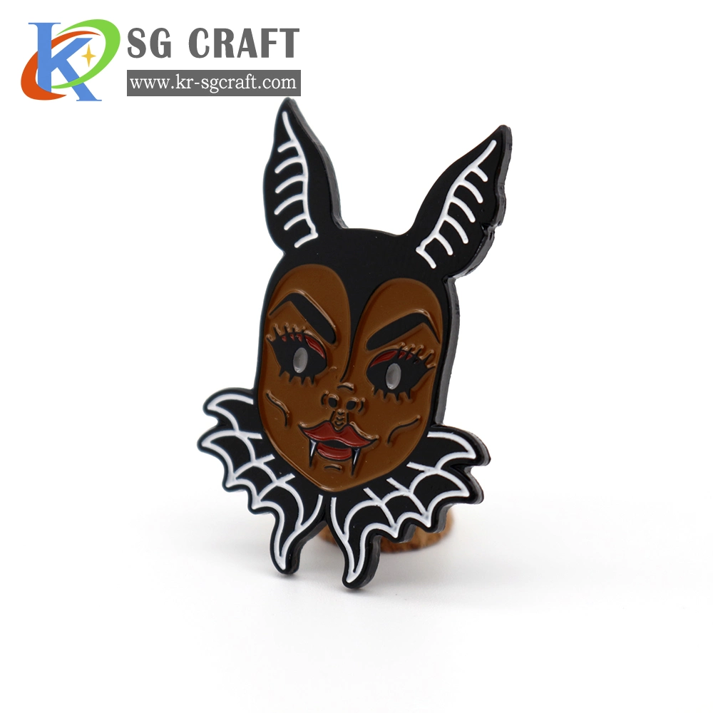 Lapel Pin manufacturers China Custom Metal Enamel Pin Badge with Glitter Holiday Halloween Souvenir Lapel Pin