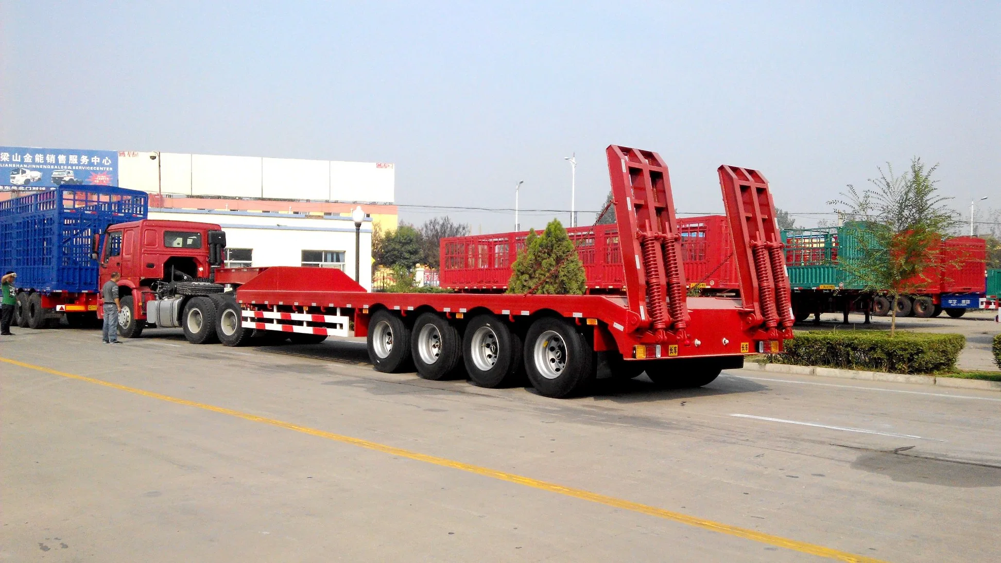 Factory Sale Heavy Duty 4 Axle Low Loader Trailer 60t 100t Lowbed Semi Trailer