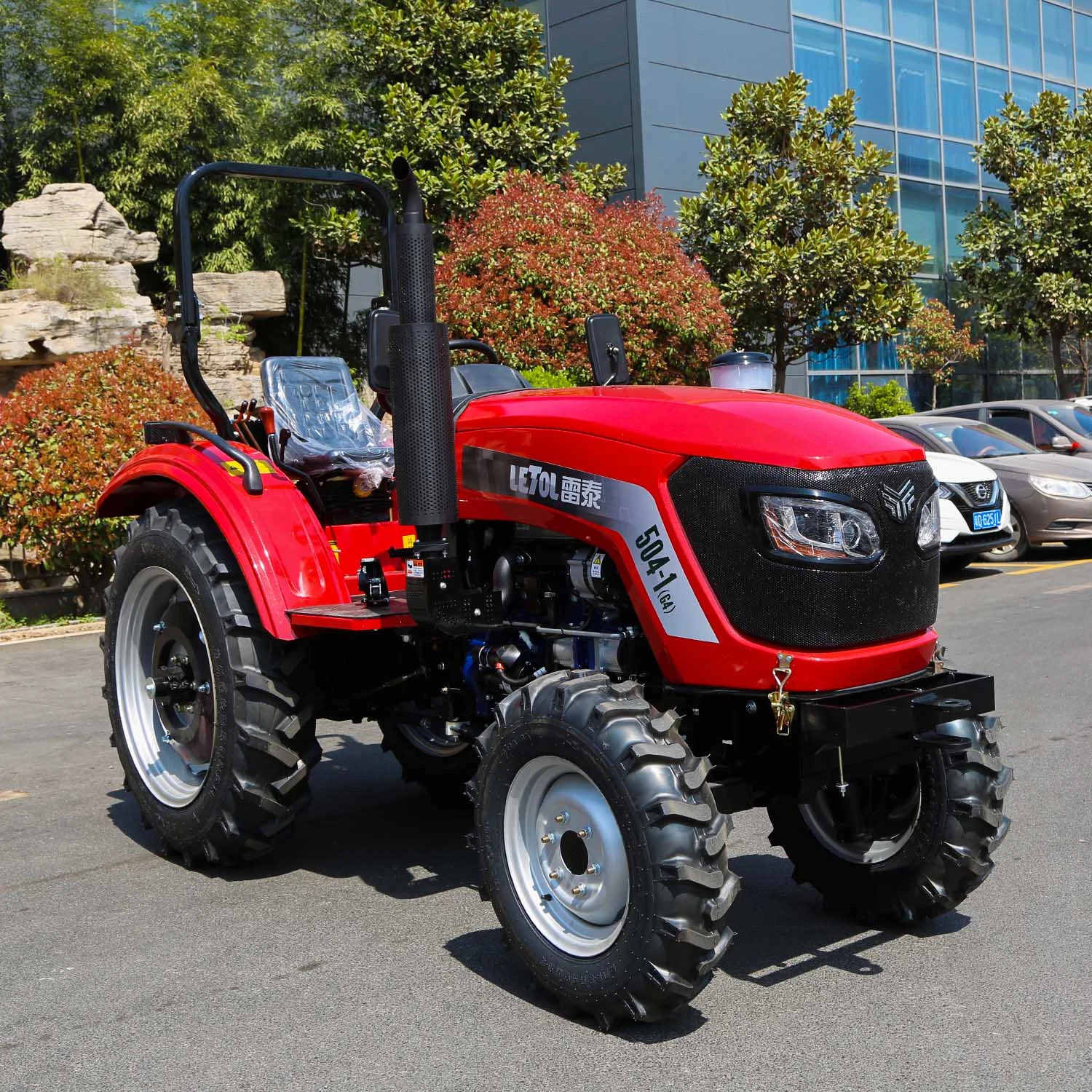 Chinese Tractors Comfortable Operation Manufacturer Farm Tractors for Sale