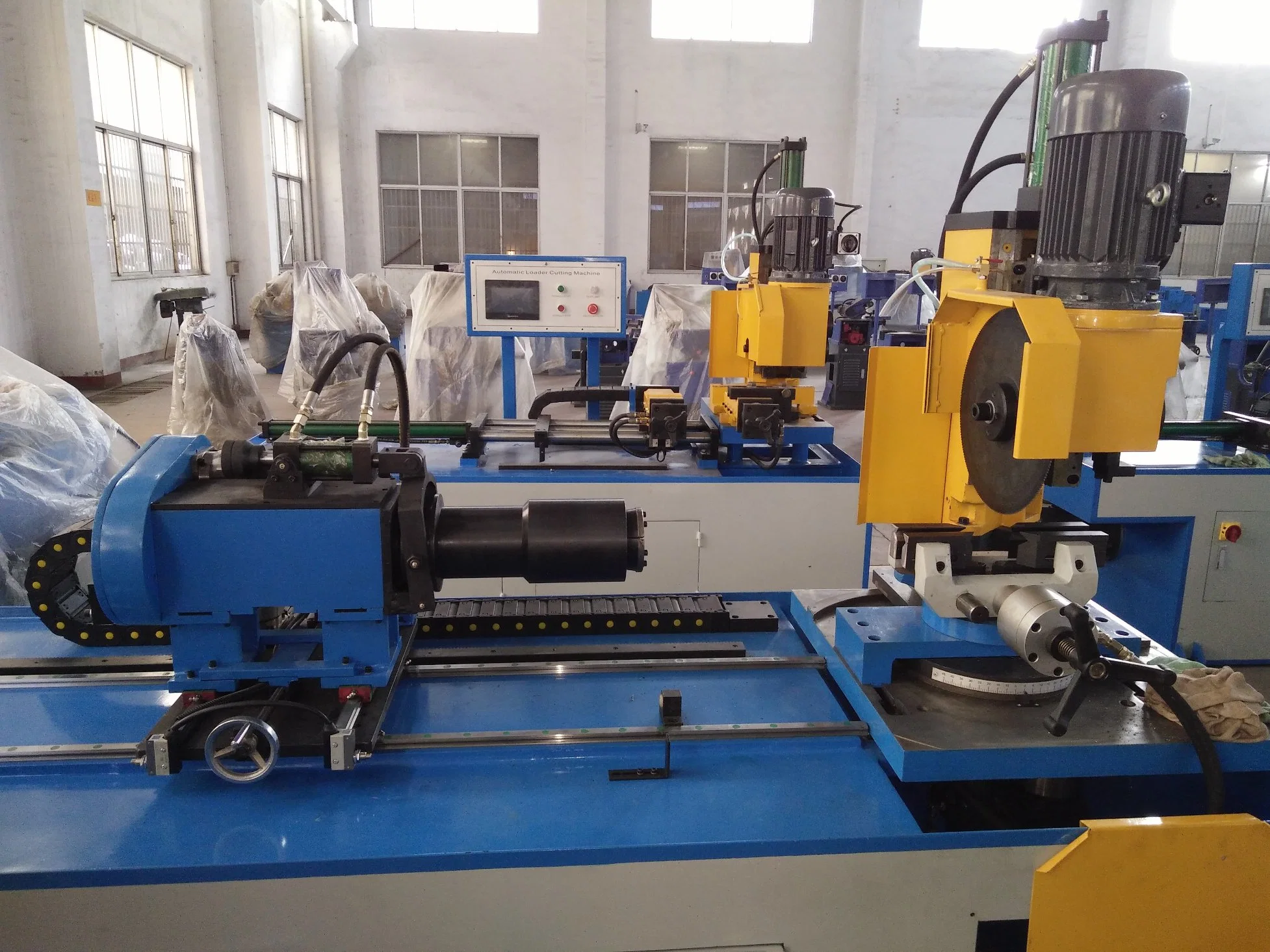 CNC Metal Pipe and Tube Cutting Machine GM-Ad-350CNC