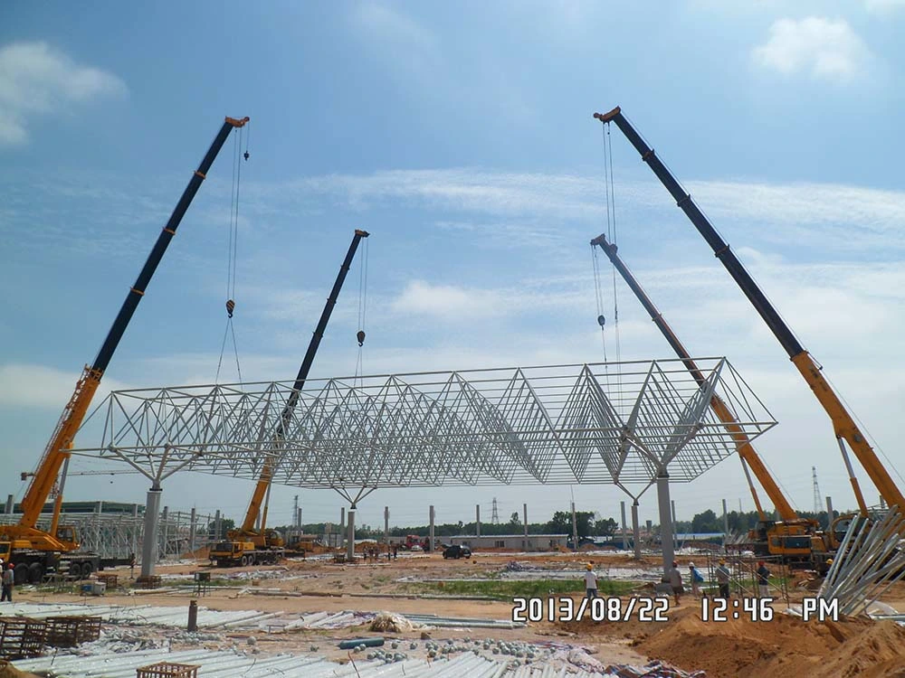 El tramo largo Enfoque de acero de la construcción del puente