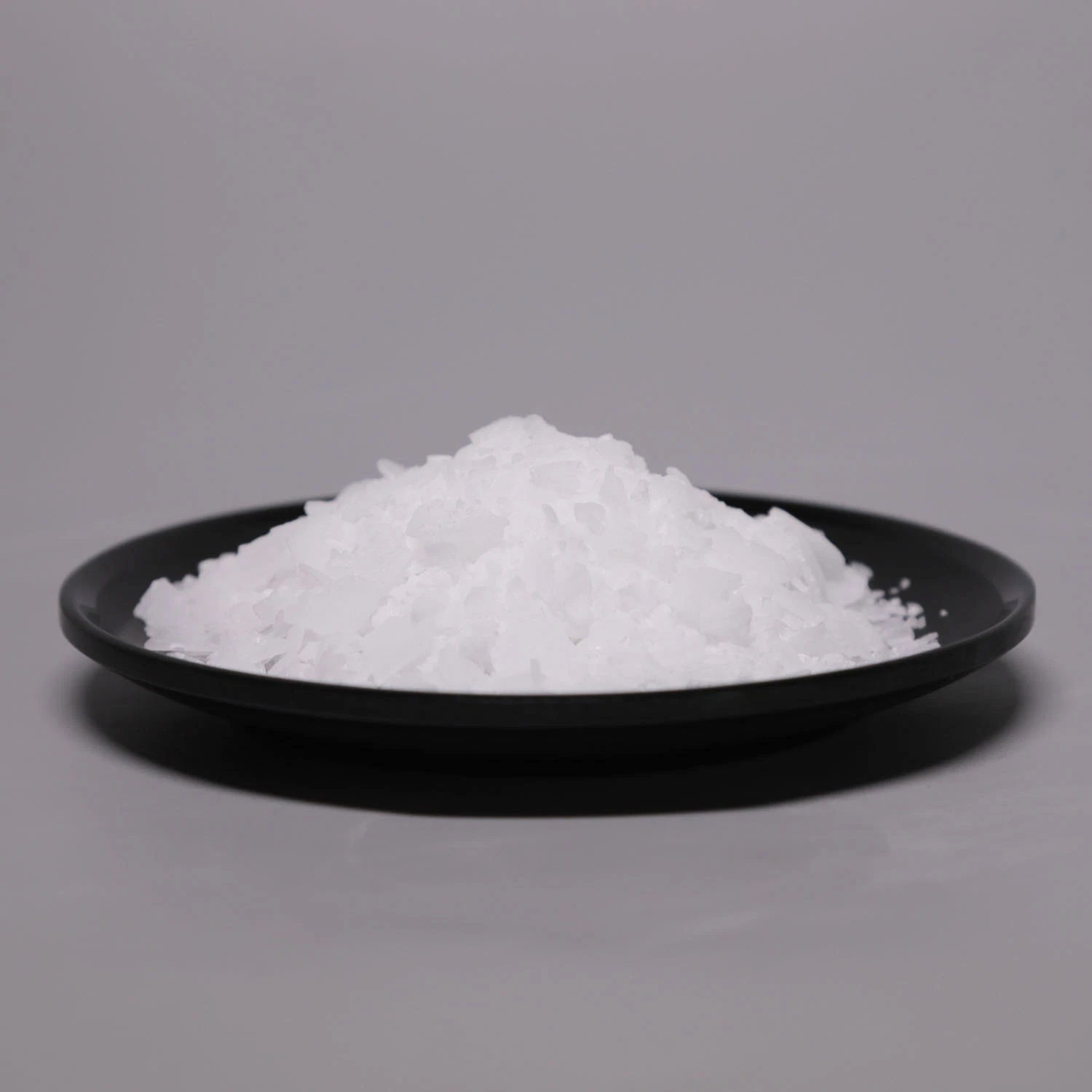 99% pureza mínima Alkali Sal inorgânico soda cáustica flocos hidróxido de sódio CAS: 1310-73-2