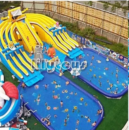 Inflatable Mobile Amusement Park Water Moving Park Animals Theme