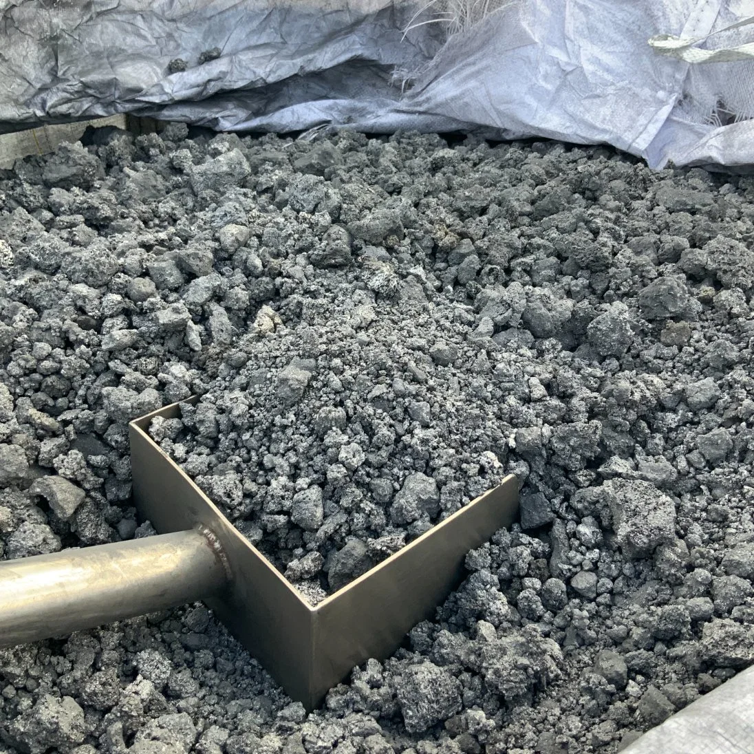 Low Sulfur Calcined Petroleum Coke Carburant Pet Coke Price