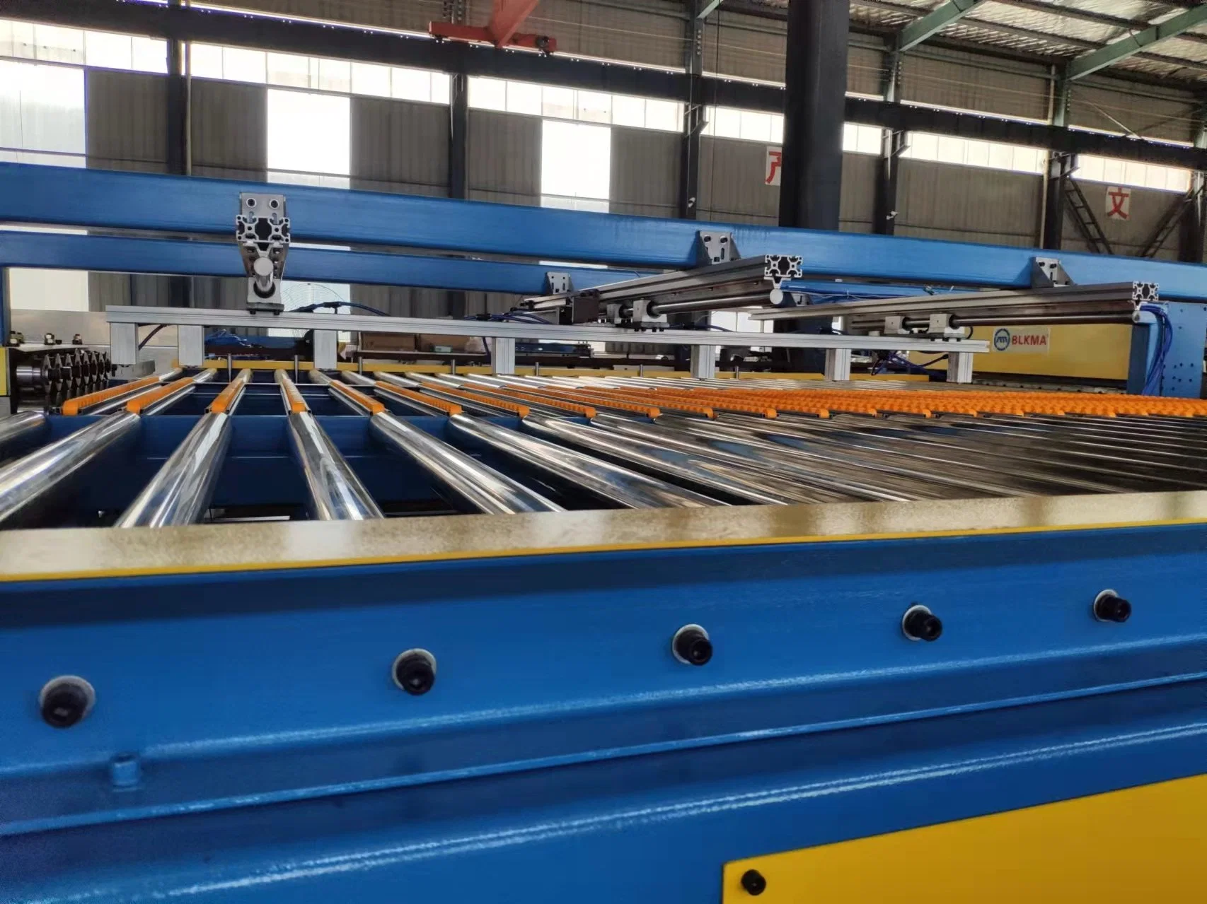 HAVC U Type Auto Duct Production Line 5 / Pipe Making Machine