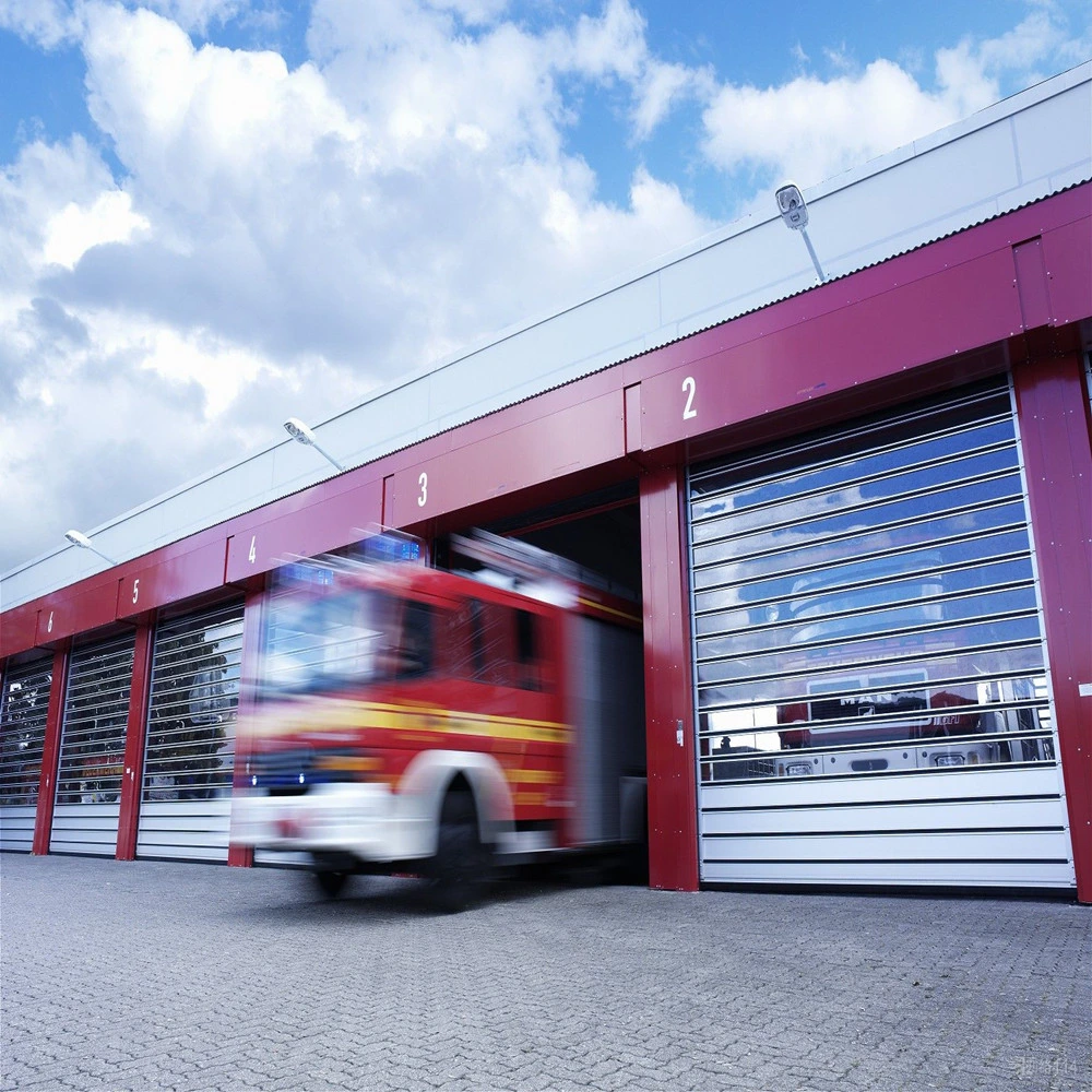 Espiral automático de alta velocidad de laminación de aluminio puertas para el departamento de bomberos