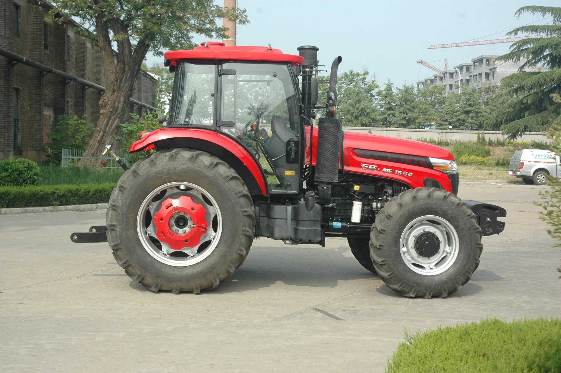 WUZHENG Senior Professional Affordable Agricultural Machinery Tractor for Farm