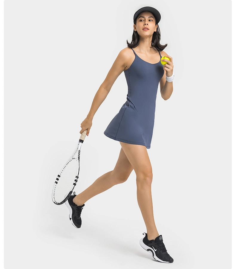 Vêtements de sport pour femmes : Robe de tennis, tenue de golf, vêtements de fitness et de gym à séchage rapide.