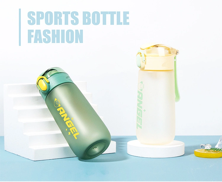 زجاجة مياه للطلاب ملوّنة في الهواء الطلق الرياضة Kettlarge بالغ البلاستيك زجاجة مياه