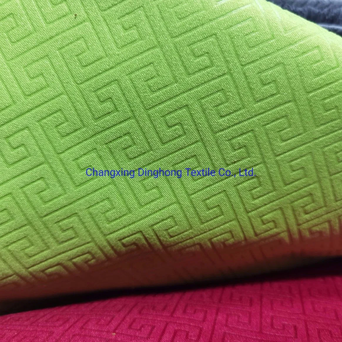 Polyester Disperse Dyed et Embossed Fabric Microfiber textile