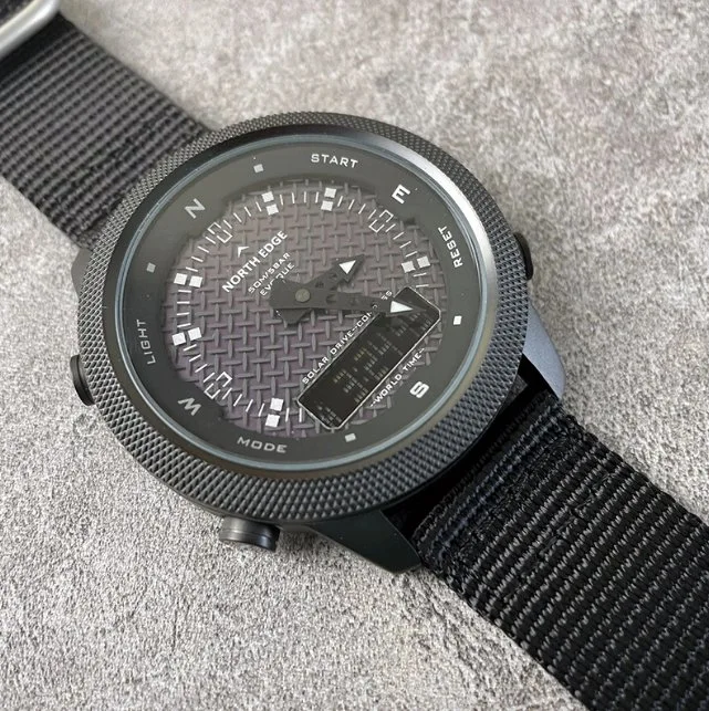 Wholesale Solar Powered Watches Nylon Strap Analog Bezel Metal Men&prime;s and Women&prime;s Watches Smart Watch Gift Watch Phone Smart Watch Reloj Inteligente