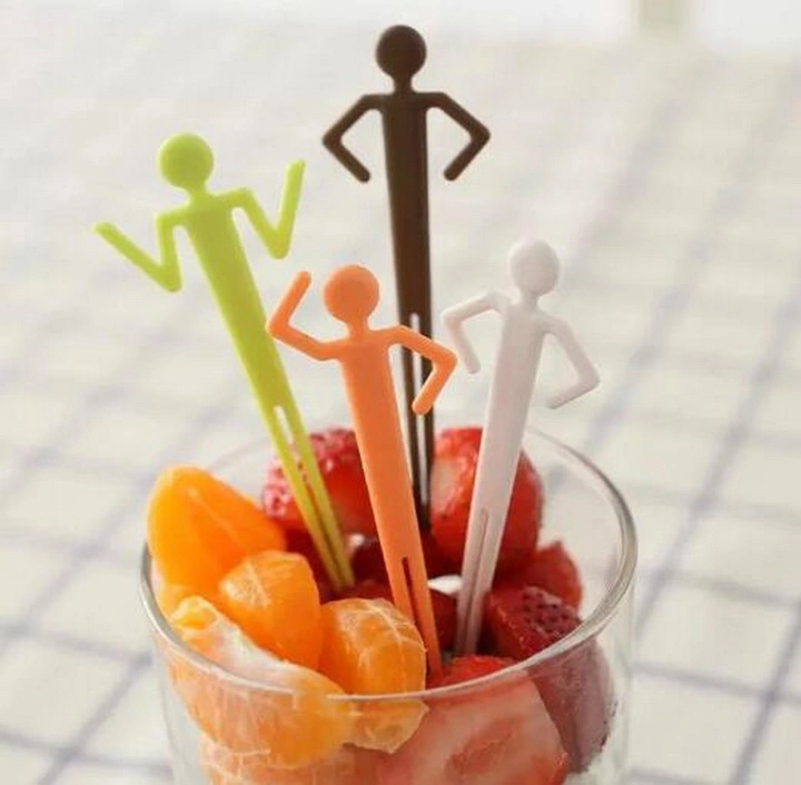 Multifunctional Colorful Plastic Tea Bags Hanging Human Shape Fruit Fork