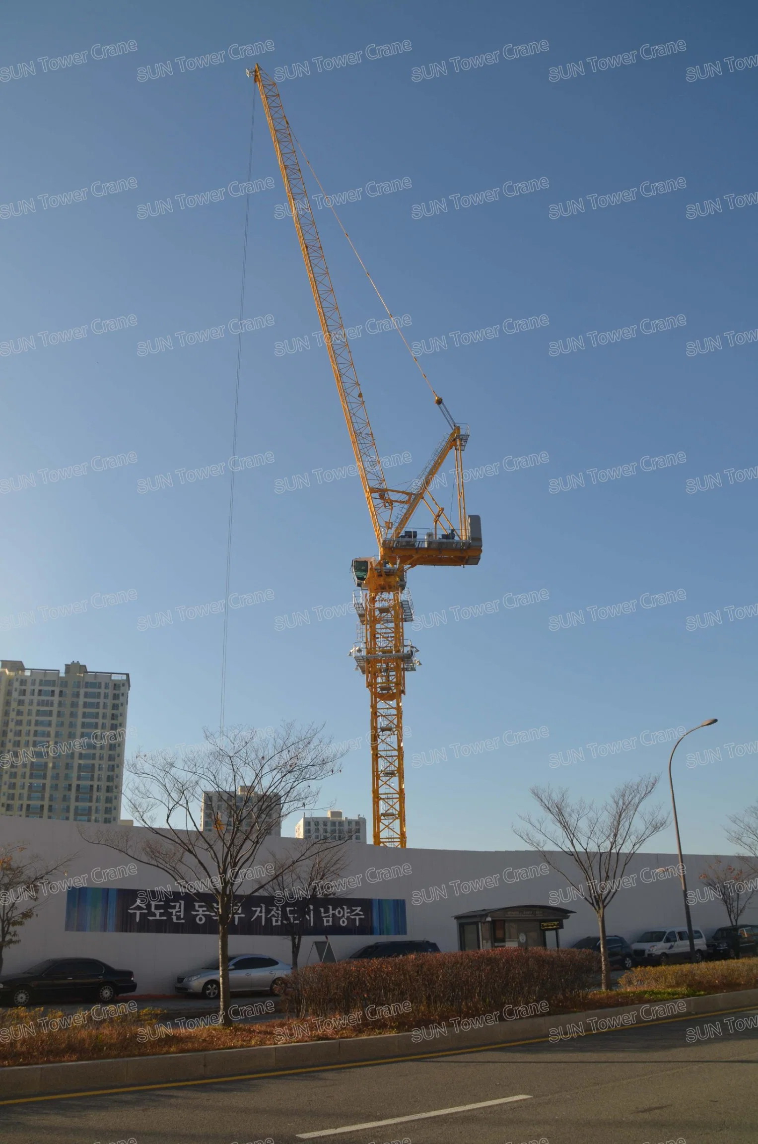 Top Sale Construction Luffing Jib Qtd5528-10ton Luffing Tower Crane for Sale