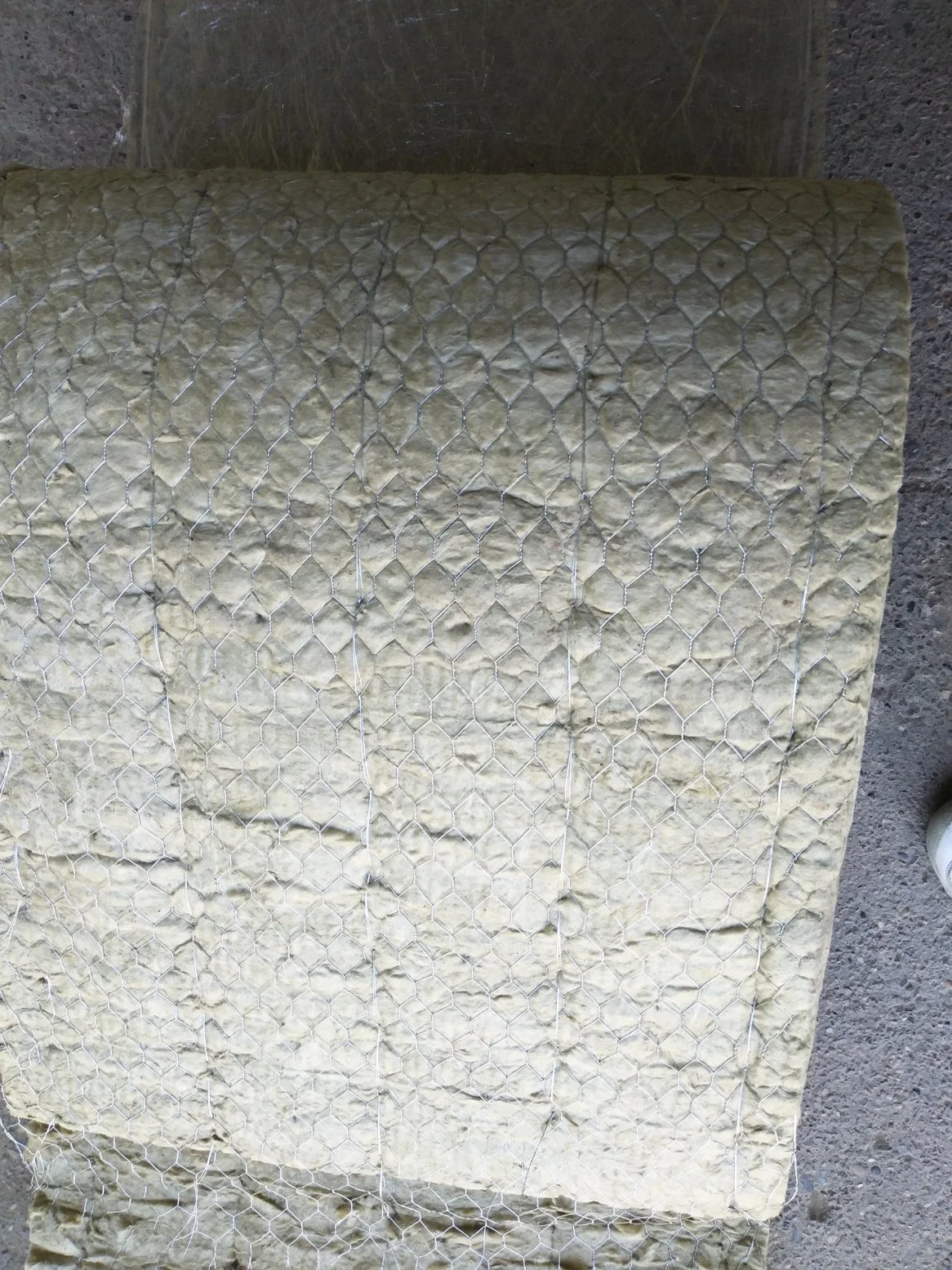 Aislamiento térmico en China los materiales de construcción manta de lana de roca lana de roca