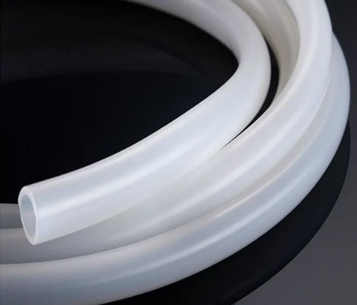 أنبوب خرطوم مرن وناعم شفاف مصنوع من مادة PVC شفاف وبلاستيكي شفاف