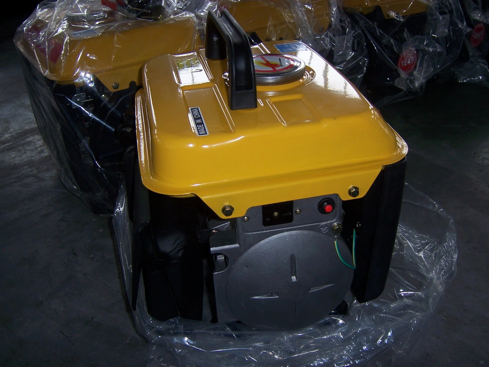 Generador portátil de gas EPA Standard de 1000 vatios.