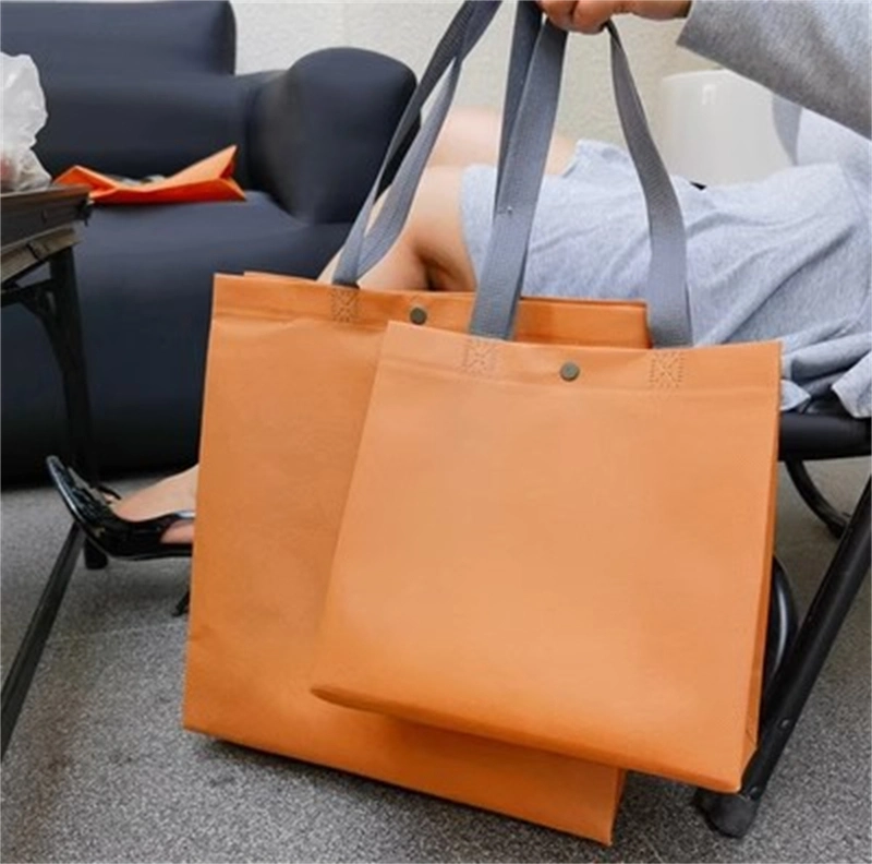 Customized Ecological Biodegradable Convenient Concealed Button Clothes Accessories Garment Gift Grocery Packaging Hot-Press Fabric Tote Non-Woven Shopping Bag