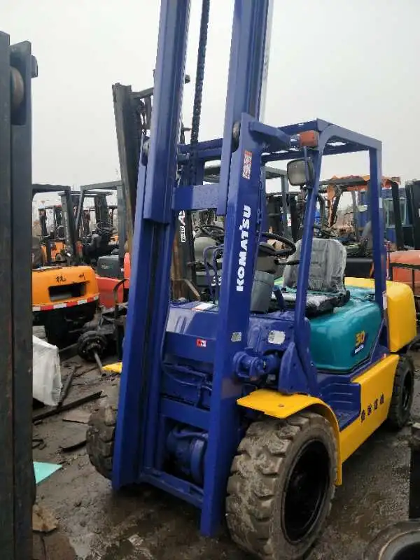 Diesel Forklift Truck Komatsu Used Diesel Engine 3ton Truck Mini Forklifts