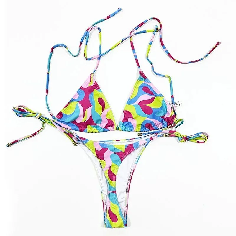 Sexy Triangle Print Cup with Print Brief Bikini Swimwear