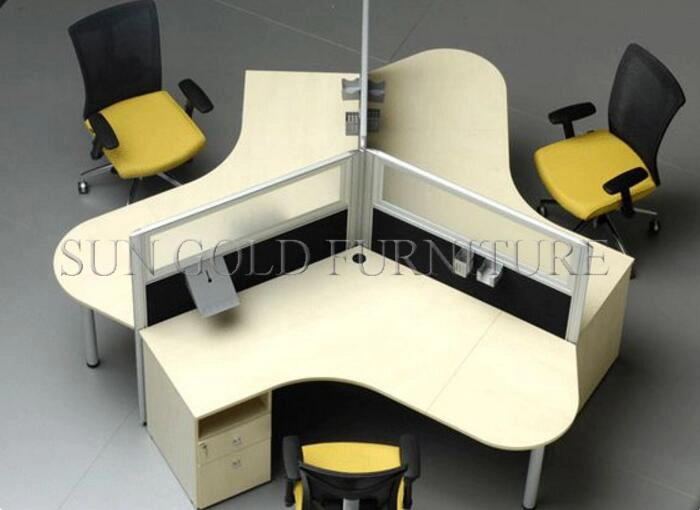 Modern Office Workstation 3 Person Computer Desk Wooden Desk (SZ-WSE06)