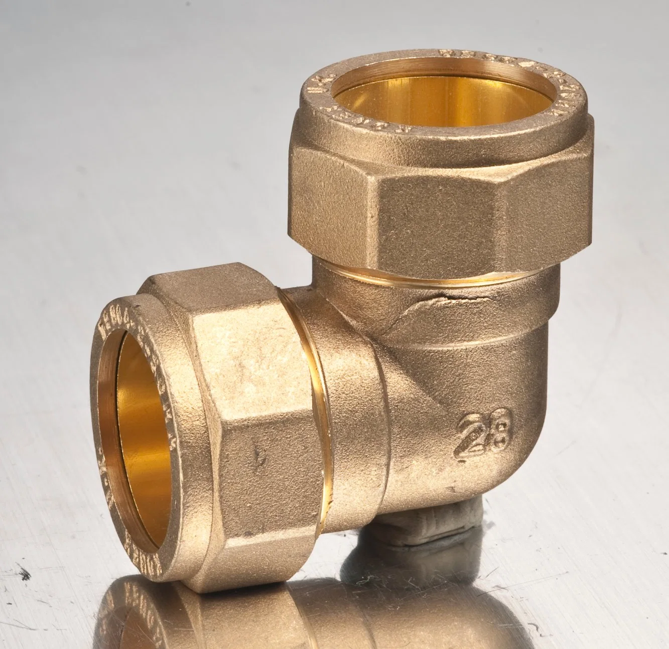 Tee Elbow Straight Nipple Brass Pex Al Pipe Thread Compression Fitting with Screw
