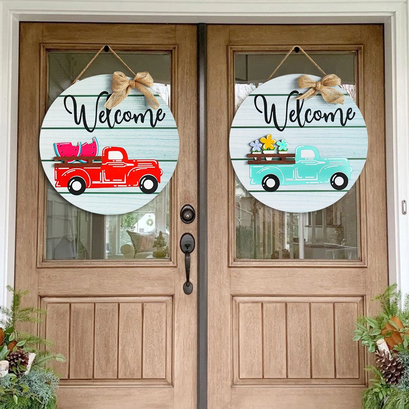 Wooden Door Plate Holiday Welcome Card