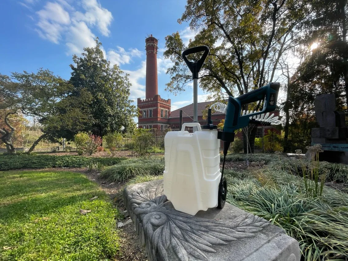 Fábrica Agrícola de baterías de ruedas Jardín Sprayer para propietarios de casas de Lawn Care Control de plagas