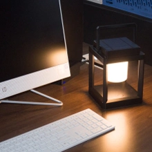 2023 Neue Heiße Verkauf Dimmbare Arbeit Handlampe Wiederaufladbare Micro USB-Kit Beleuchtung Home Indoor Deck Tisch Tragbare Camping Flood Garten-LED-Solarleuchte im Freien