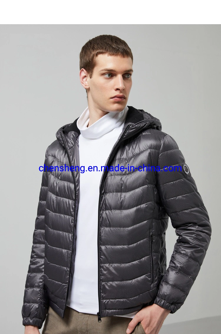 Stock Garment Men Outdoor Winter Light Down Cotton Jacket with Hoodie