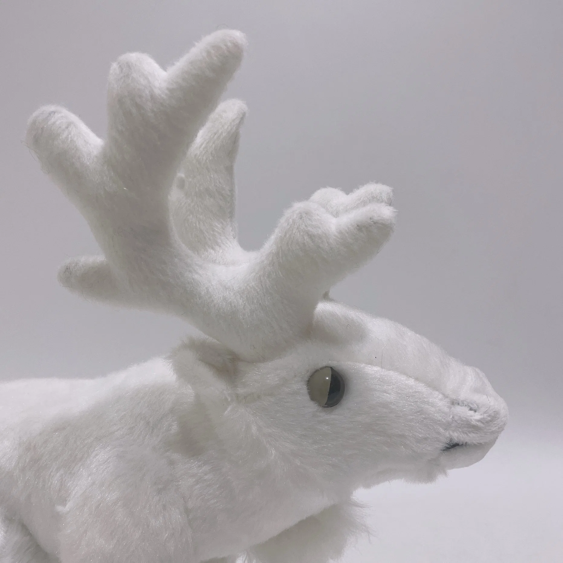 20 Cm Lifelike Stuffed White Standing Deer Toy Perfect Plush Item for Home Decoration & Promotion