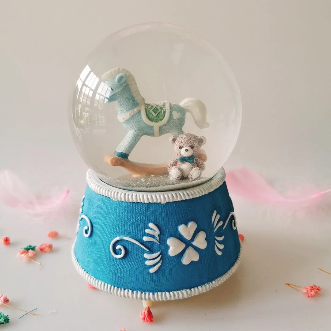 Custom Holiday Decoration Gift Resin Craft Music Light Automatic Snowing Snow Globe