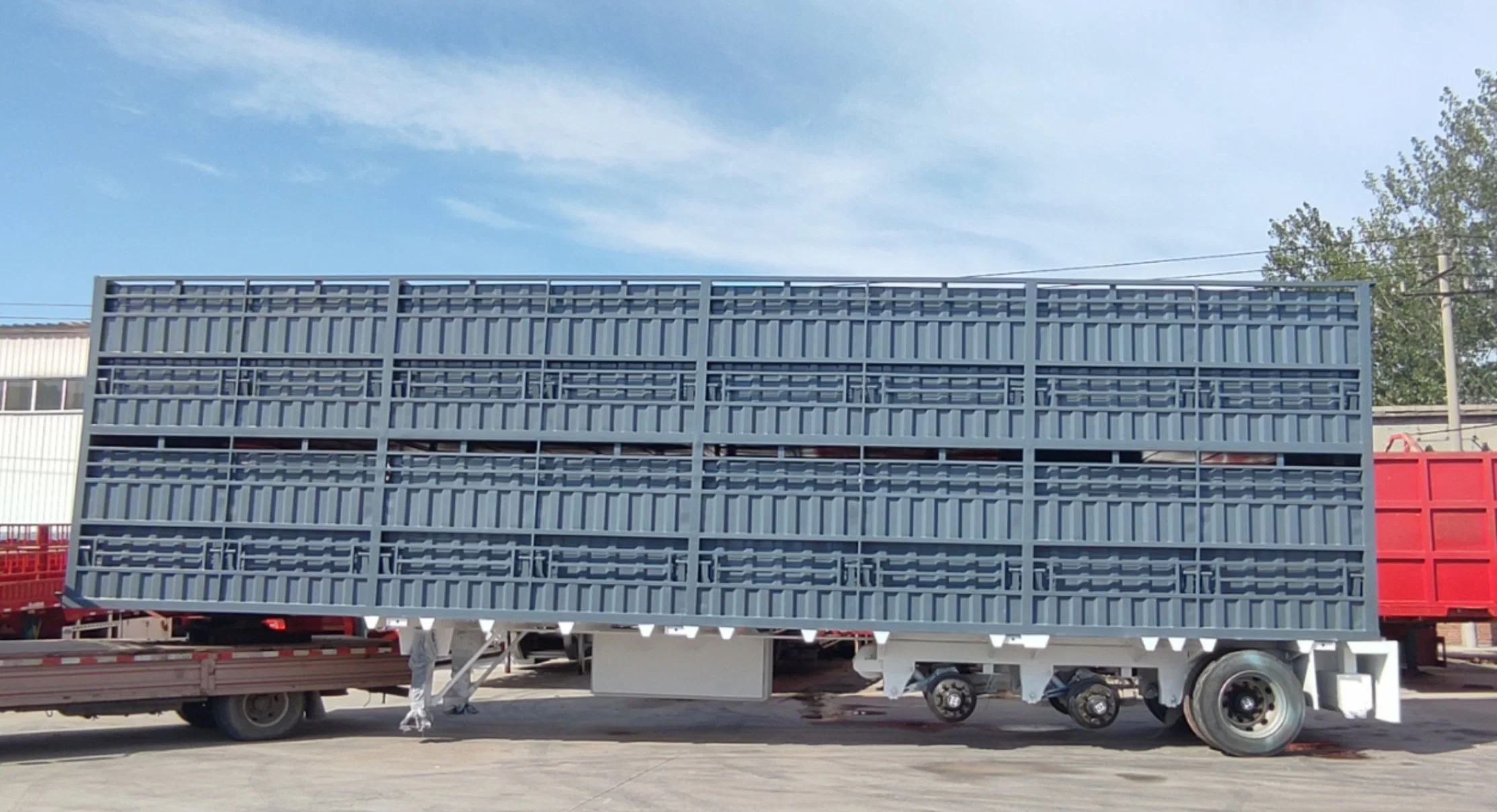 Anton Truck Trailers, Cargo Trucks, Livestock and Poultry