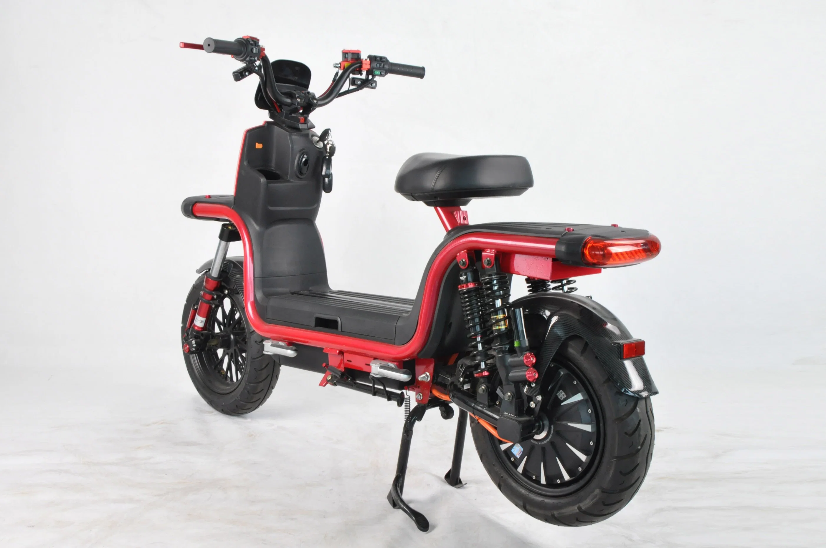 Scooter elétrica de alta velocidade com 72V60ah Bateria de lítio removível de Scooter