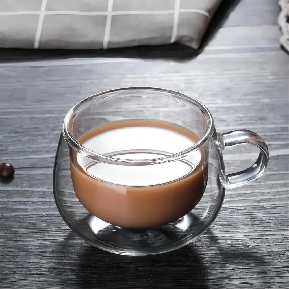 Tasse à café expresso isolée en verre à double paroi avec Poignée pour le bureau du restaurant à domicile