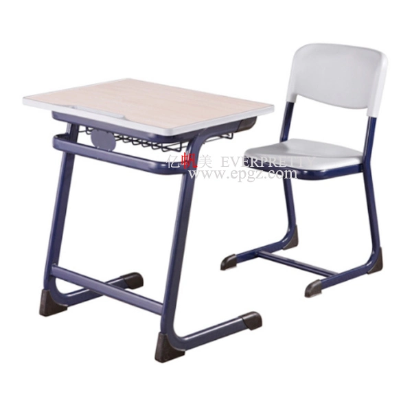 Étude collaborative STEM en classe de l'école primaire, du collège et du lycée K1-K12 avec bureau simple ou double, fixe ou réglable en hauteur, accompagné d'une chaise et d'un emplacement pour stylo.