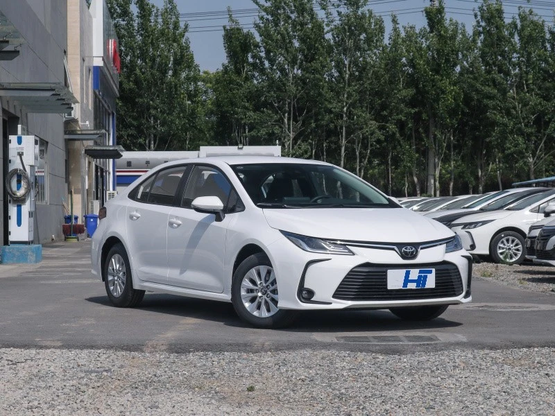 Оптовый новый/подержанные Toyota Corolla Plug in Hybrid бензиновый автомобиль 4 Двери 5-местные двухмоторные электромобили E1.8L E-CVT Pioneer Edition