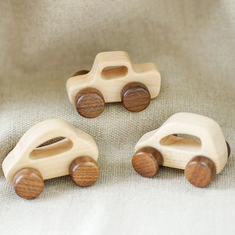 Wholesale Natural Baby Wooden Rattle Toys for Children Kids Educational Animal Toy