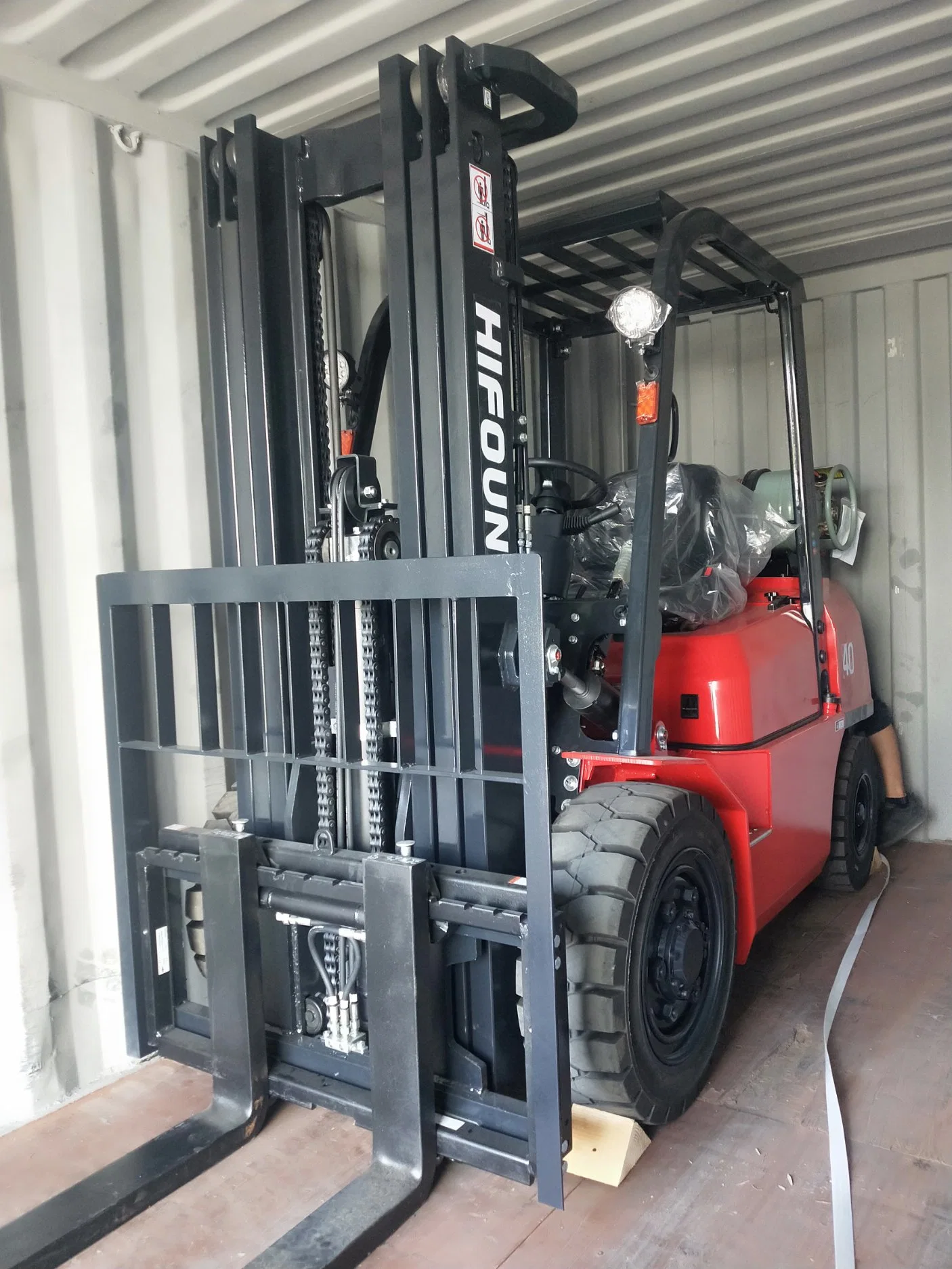 Hifoune China Forklift Supplier высококачественный гидравлический вилочный погрузчик грузоподъемностью 2 тонн Цена на бензин. Вилочный погрузчик с системой питания сжиженным нефтяным газом