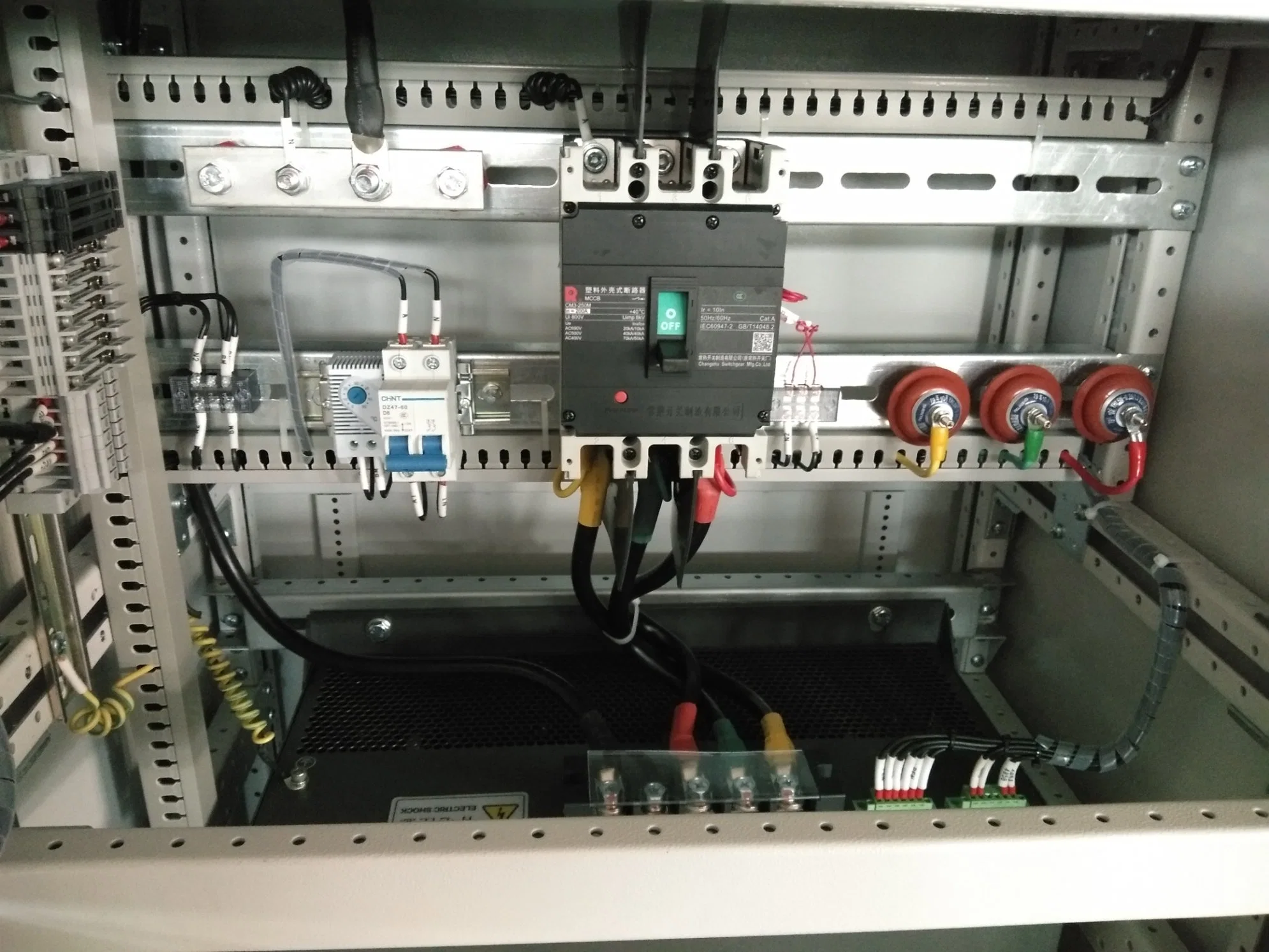 200kVA 690V Dreiphasen-Niederspannungs-Antiharmonische reaktive Kompensation statisch Var Generator Svg-Kompensator