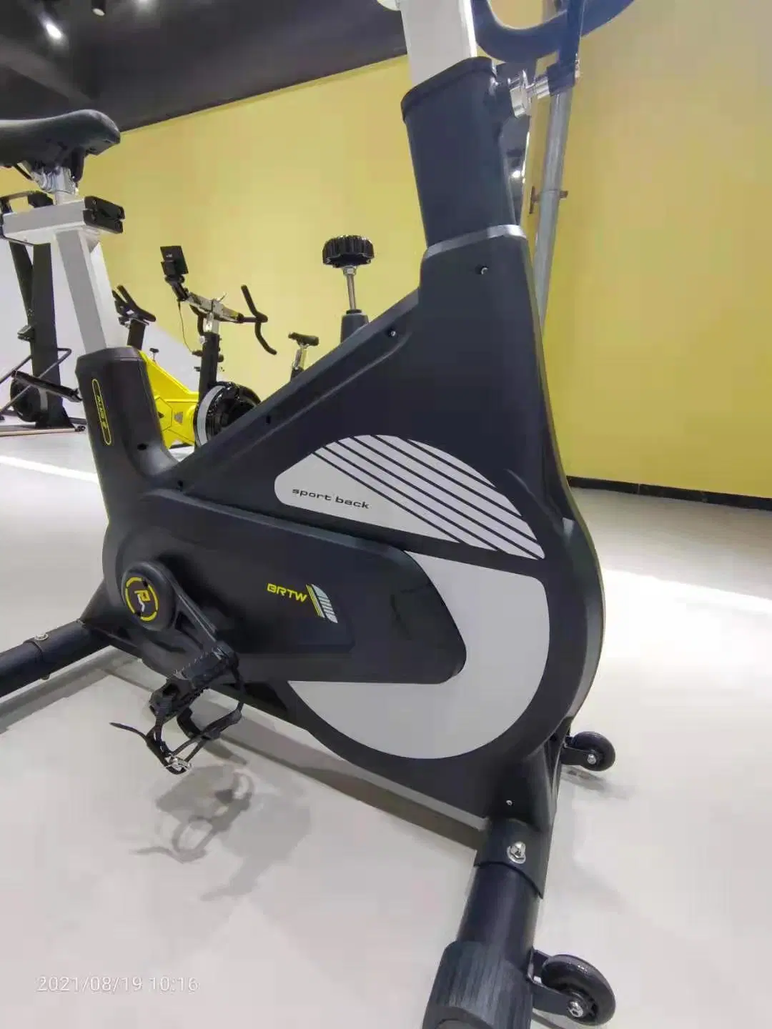 Tirada mejor cuerpo en forma de ejercicio en el interior para la venta de Bicicletas Spinning