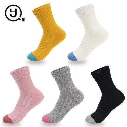 Breathable Anti-Bacterial Elites Custom Logo Design Sport Anti Slip Football Soccer Grip Socks