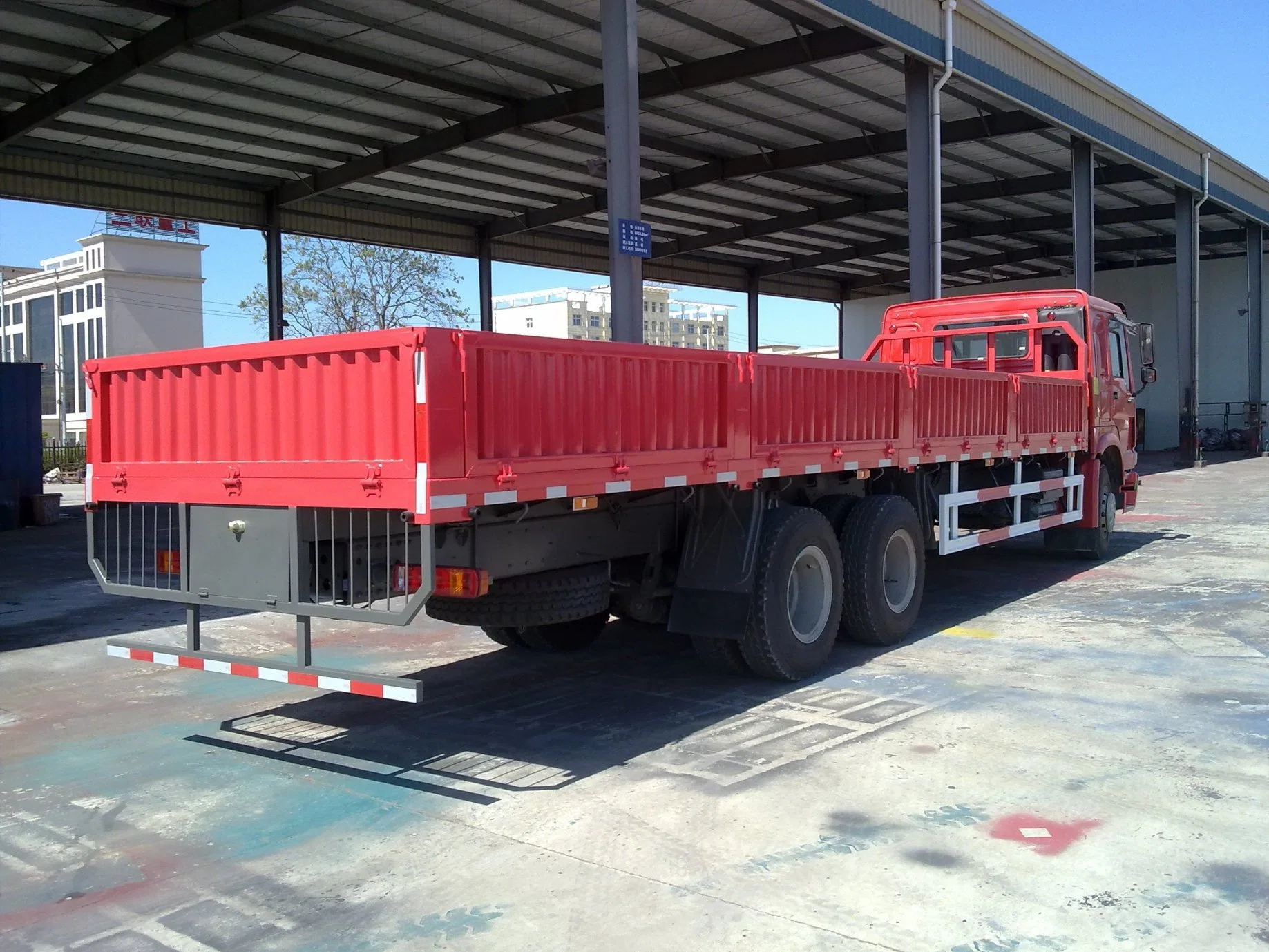 Sinotruk HOWO/A7 6X4 Rack-Body Camión 371HP para la venta